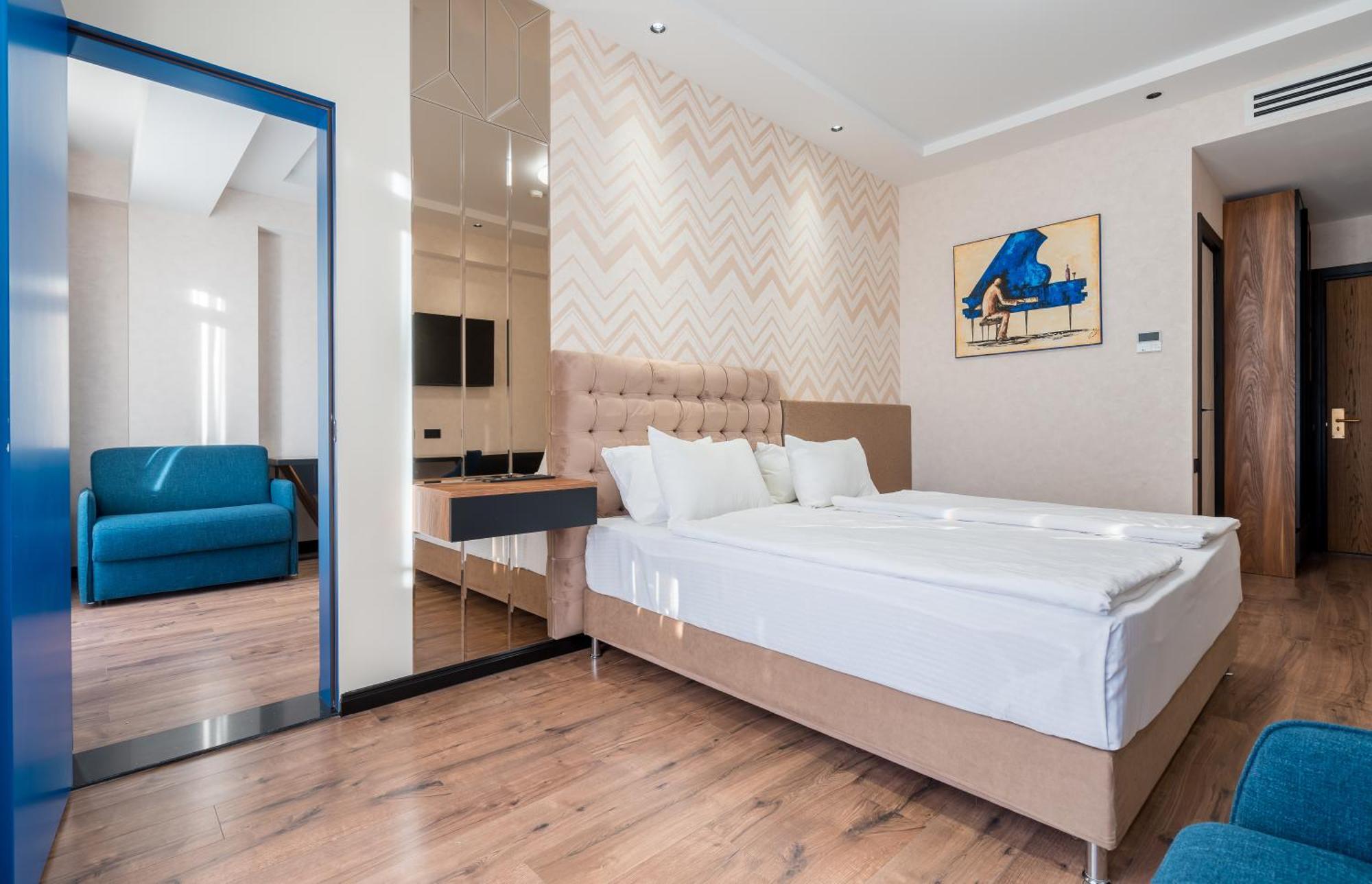 Olympus Hotel By Umbrella Tbilisi Esterno foto